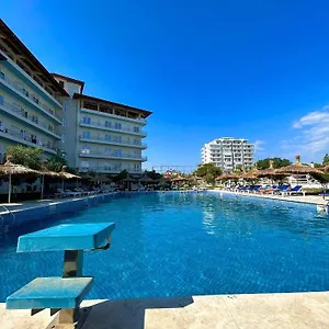 Hotel Europa Grand, Vlorë